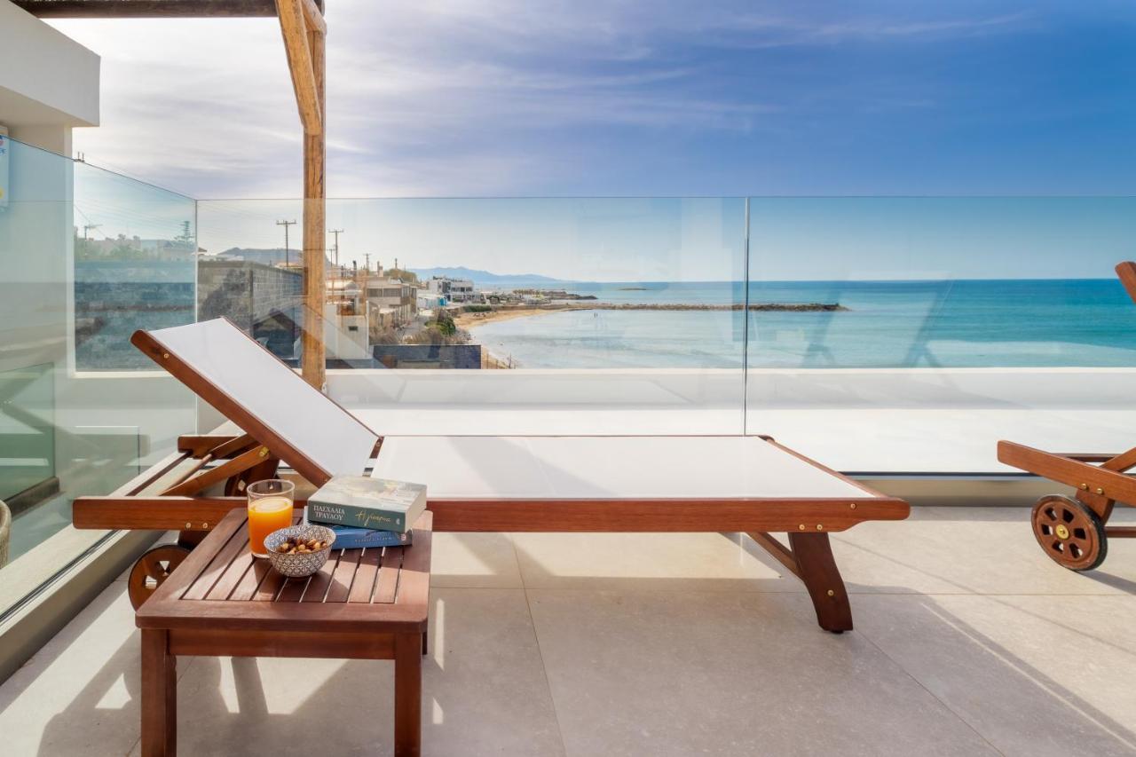 Wave, An Idyllic Seafront Suite By Nirousuites Kokkini Hani Exteriör bild
