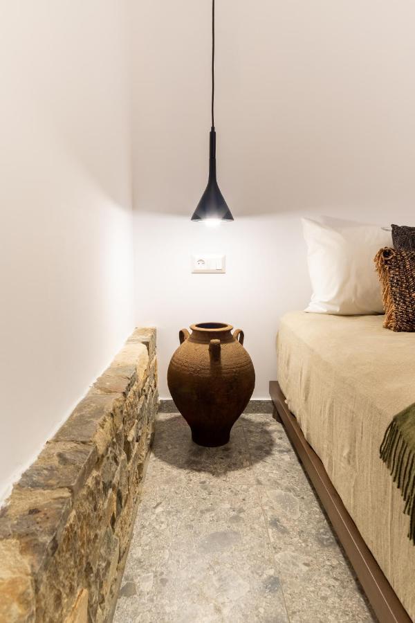 Wave, An Idyllic Seafront Suite By Nirousuites Kokkini Hani Exteriör bild