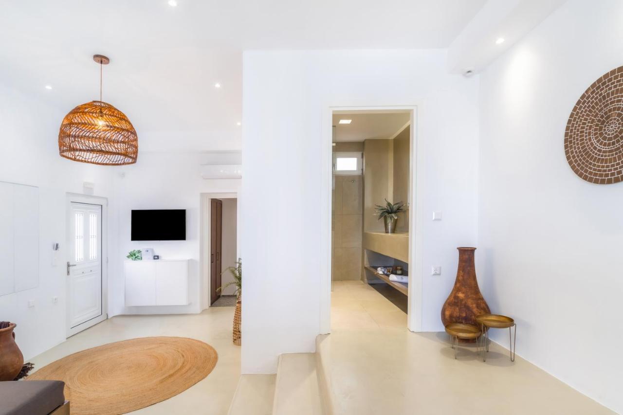 Wave, An Idyllic Seafront Suite By Nirousuites Kokkini Hani Exteriör bild