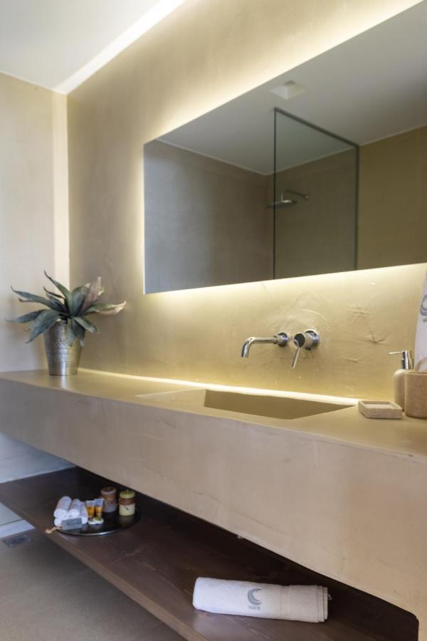 Wave, An Idyllic Seafront Suite By Nirousuites Kokkini Hani Exteriör bild