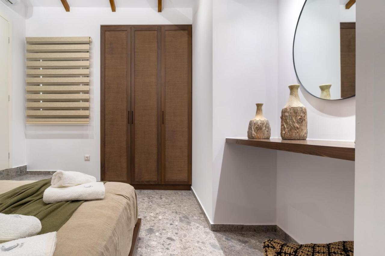 Wave, An Idyllic Seafront Suite By Nirousuites Kokkini Hani Exteriör bild