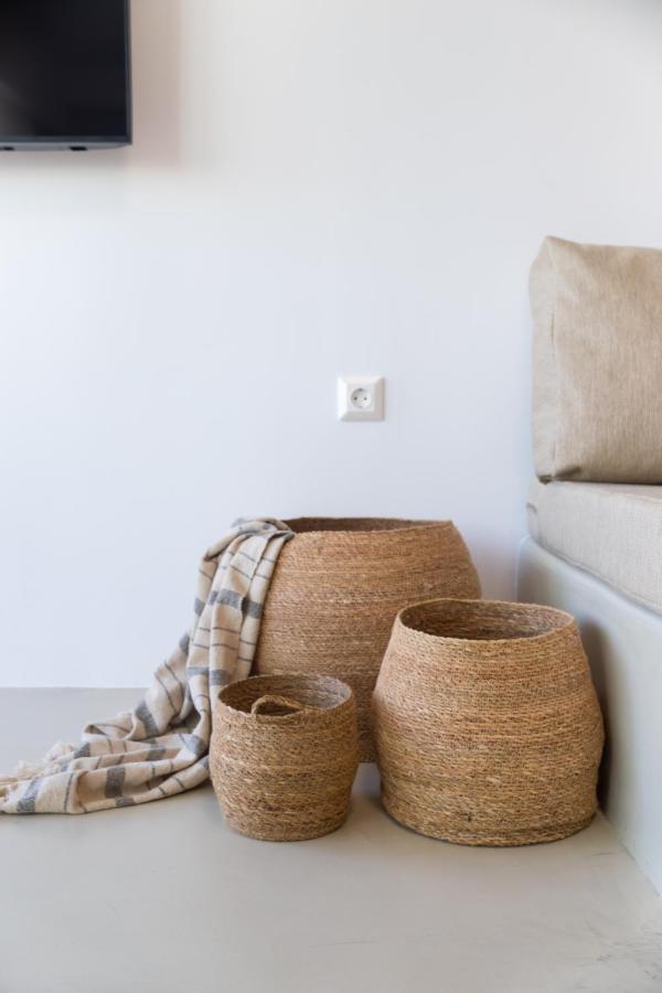 Wave, An Idyllic Seafront Suite By Nirousuites Kokkini Hani Exteriör bild
